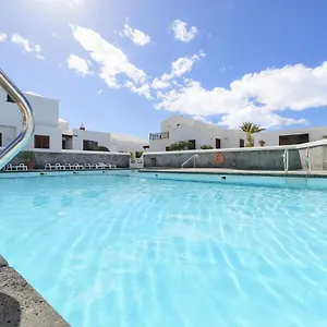 casa-marta-playa-honda-lanzarote.in-canary-islands.com/